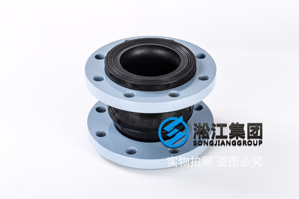 河北＂循環(huán)水和消防水項(xiàng)目用DN100橡膠軟接頭,剛性套管/柔性套管＂